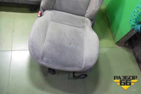 Сиденья комплект (седан) для Ford Focus 1 с 1998-2004г