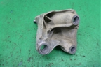 Кронштейн КПП левый (98AB7M125BF) для Ford Focus 1 с 1998-2004г