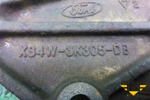 Кронштейн крепления привода (XS4W3K305DB) для Ford Focus 1 с 1998-2004г