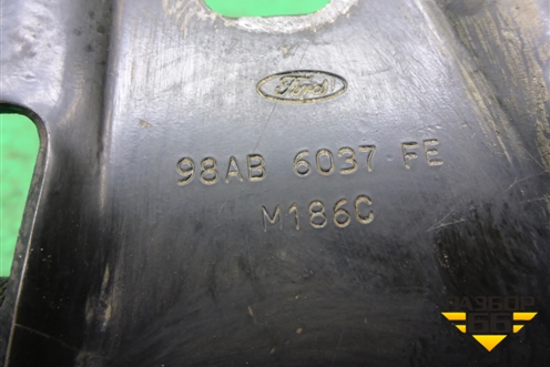Кронштейн двигателя правый (98AB6037FE) для Ford Focus 1 с 1998-2004г