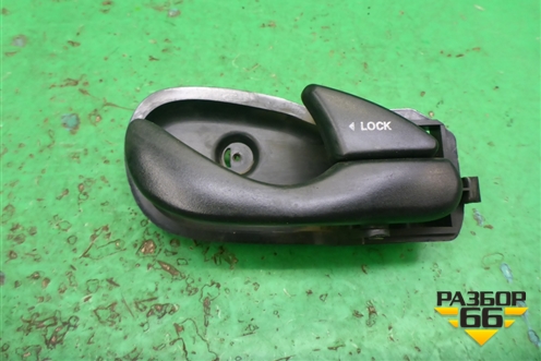 Ручка внутренняя двери передней правой (1M51F22600A) для Ford Focus 1 с 1998-2004г