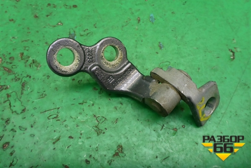 Петля двери задней левой верхняя (XS4AA26801BB) для Ford Focus 1 с 1998-2004г