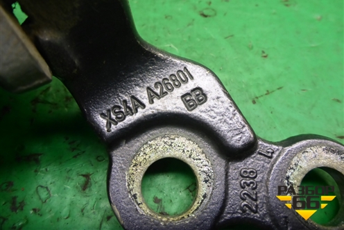 Петля двери задней левой верхняя (XS4AA26801BB) для Ford Focus 1 с 1998-2004г
