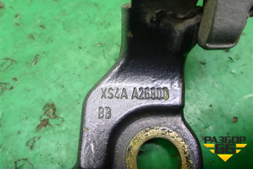 Петля двери задней правой верхняя (XS4AA26800BB) для Ford Focus 1 с 1998-2004г
