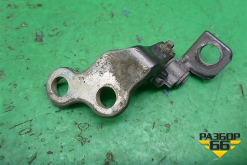 Петля двери передней левой верхняя (XS4AA22801AB) для Ford Focus 1 с 1998-2004г