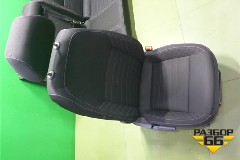 Сиденья комплект (с AIR BAG, передние и задние с обогревом) для Skoda Rapid с 2013г