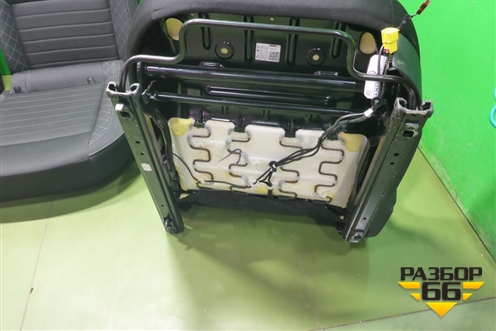 Сиденья комплект (с AIR BAG, передние и задние с обогревом) для Skoda Rapid с 2013г