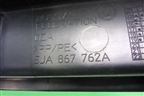 Держатель задней полки правый (5JA867762A) для Skoda Rapid с 2013г