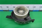 Моторчик отопителя (6R1819015A) для Skoda Rapid с 2013г