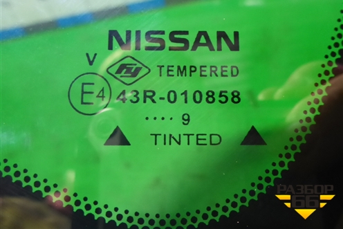 Стекло глухое правое (новое) (833004BA0A) для Nissan X-Trail (Т32) с 2014г