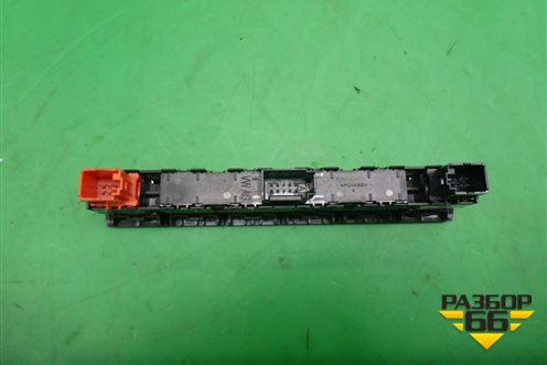 Модуль кнопок (5JA927132BG) для Skoda Rapid с 2013г