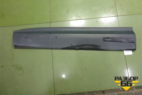 Накладка двери передней левой (877212W000) для Hyundai Santa Fe с 2012г