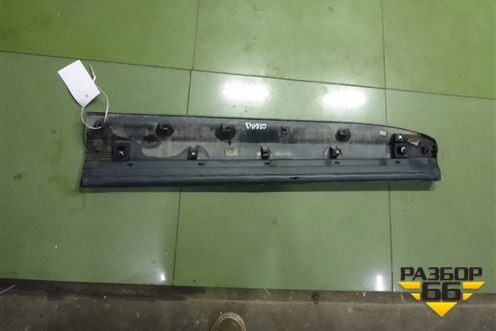 Накладка двери передней левой (877212W000) для Hyundai Santa Fe с 2012г