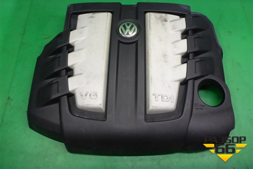 Накладка декоративная на двигатель (3.0л CAS) (059103925) для Volkswagen Touareg c 2002-2010г