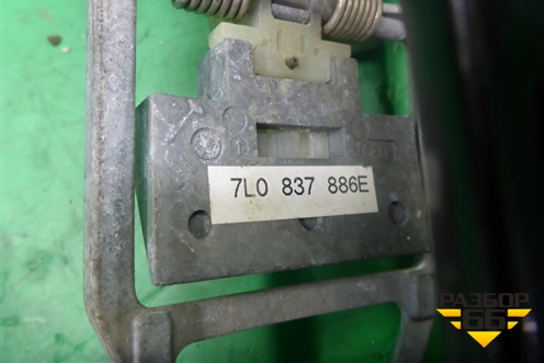 Ручка наружная двери задней правой (7L0837886E) для Volkswagen Touareg c 2002-2010г