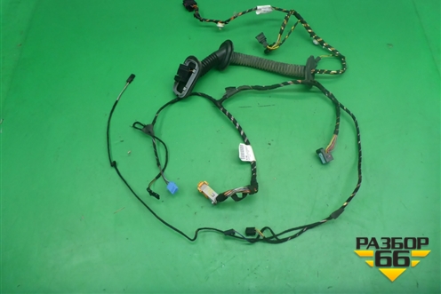 Проводка двери передней левой (7L6971120AR) для Volkswagen Touareg c 2002-2010г