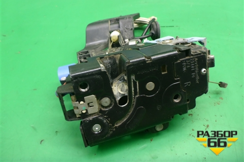 Замок двери передней правой (3D1837016AC) для Volkswagen Touareg c 2002-2010г