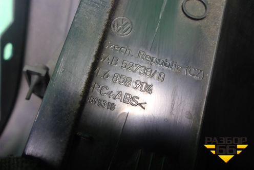 Торпедо (нижняя часть) (7L6858904) для Volkswagen Touareg c 2002-2010г