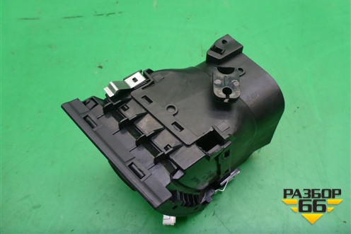 Дефлектор воздушный левый (7L6819703L) для Volkswagen Touareg c 2002-2010г