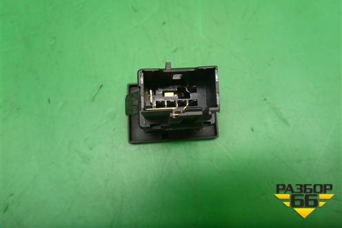 Кнопка включения парктроника (7L6919281A) для Volkswagen Touareg c 2002-2010г