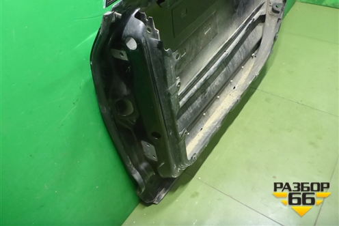 Дверь передняя правая для Volkswagen Touareg c 2002-2010г