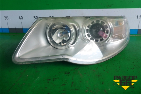 Фара левая (после 2006г галоген) (7L6941031A) для Volkswagen Touareg c 2002-2010г