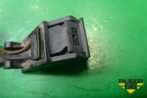 Форсунка омывателя лобового стекла (с обогревом) (6E095598) для Volkswagen Touareg c 2002-2010г