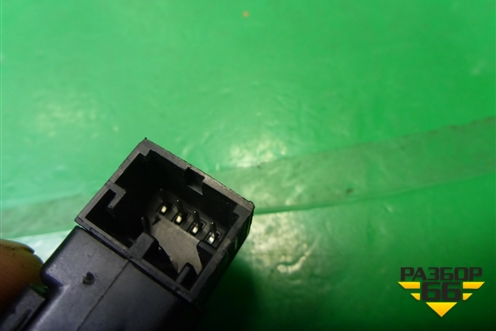 Кнопка (6Q0962109B) для Volkswagen Touareg c 2002-2010г