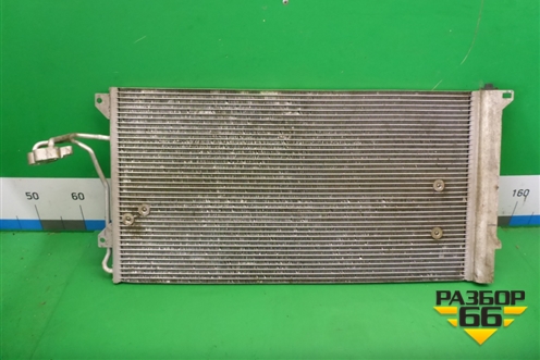 Радиатор кондиционера (7L0820411G) для Volkswagen Touareg c 2002-2010г