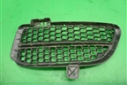 Решетка в передний бампер левая (7L6853665B) для Volkswagen Touareg c 2002-2010г