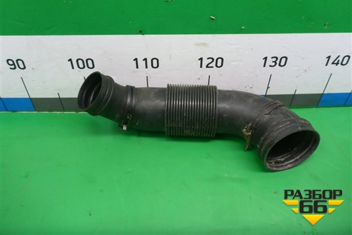 Патрубок воздушного фильтра (7L6129627F) для Volkswagen Touareg c 2002-2010г