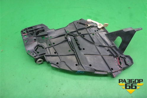 Кронштейн фары правой (16464600) для Volkswagen Touareg c 2002-2010г
