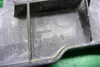 Кронштейн заднего бампера правый (7L6807394B) для Volkswagen Touareg c 2002-2010г