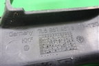 Накладка декоративная (на петлю двери багажника левая) (7L6867437G) для Volkswagen Touareg c 2002-2010г