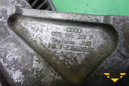 Кронштейн ролика натяжителя (3.0л CAS) (059145201F) для Volkswagen Touareg c 2002-2010г