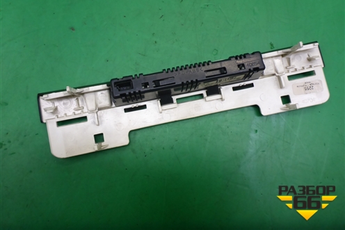 Индикатор парковки (на торпедо) (7L6919473D) для Volkswagen Touareg c 2002-2010г