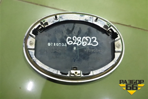 Эмблема (на решетку радиатора после 2020г) (531290K140) ( 753100K080) для Toyota Fortuner с 2016г
