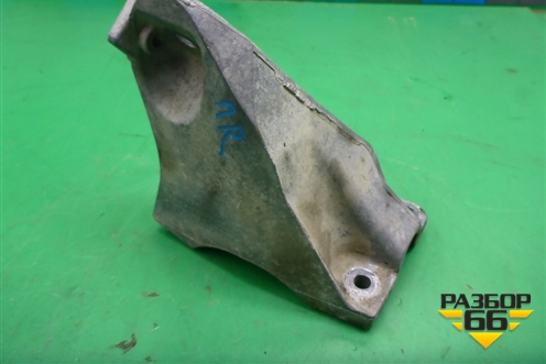 Кронштейн двигателя правый (3.0л CAS) (7L6199308B) для Volkswagen Touareg c 2002-2010г