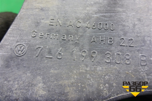 Кронштейн двигателя правый (3.0л CAS) (7L6199308B) для Volkswagen Touareg c 2002-2010г