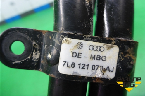 Трубки системы охлаждения (3.0л CAS) (7L6121070AJ) для Volkswagen Touareg c 2002-2010г