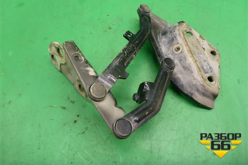 Петля капота правая (7L6823302B) для Volkswagen Touareg c 2002-2010г