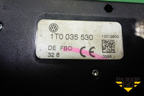 Антенна электрическая (усилитель) (1T0035530) для Volkswagen Touareg c 2002-2010г