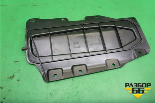 Накладка внутренняя (на дверь багажника) (7L6809954F) для Volkswagen Touareg c 2002-2010г