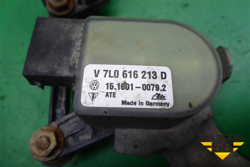 Датчик регулировки дорожного просвета (передний левый) (7L0616213D) для Volkswagen Touareg c 2002-2010г