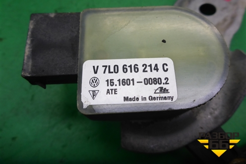 Датчик регулировки дорожного просвета (передний правый) (7L0616214D) для Volkswagen Touareg c 2002-2010г