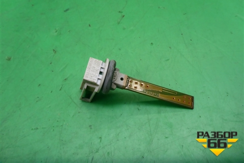 Датчик температуры воздуха (салонный) (4B0820539) для Volkswagen Touareg c 2002-2010г