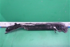 Кронштейн переднего крыла правый (7L6805920B) для Volkswagen Touareg c 2002-2010г