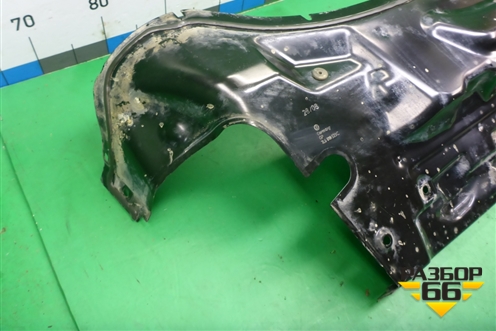 Короб водоотводящий (7L6819523C) для Volkswagen Touareg c 2002-2010г