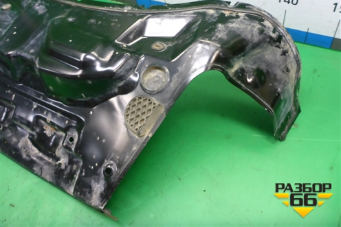 Короб водоотводящий (7L6819523C) для Volkswagen Touareg c 2002-2010г