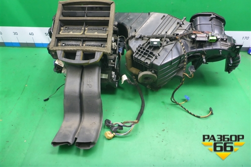Корпус отопителя (7L0819988) для Volkswagen Touareg c 2002-2010г